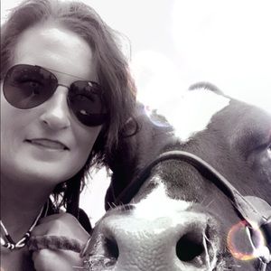 Meet your Posher, Monica